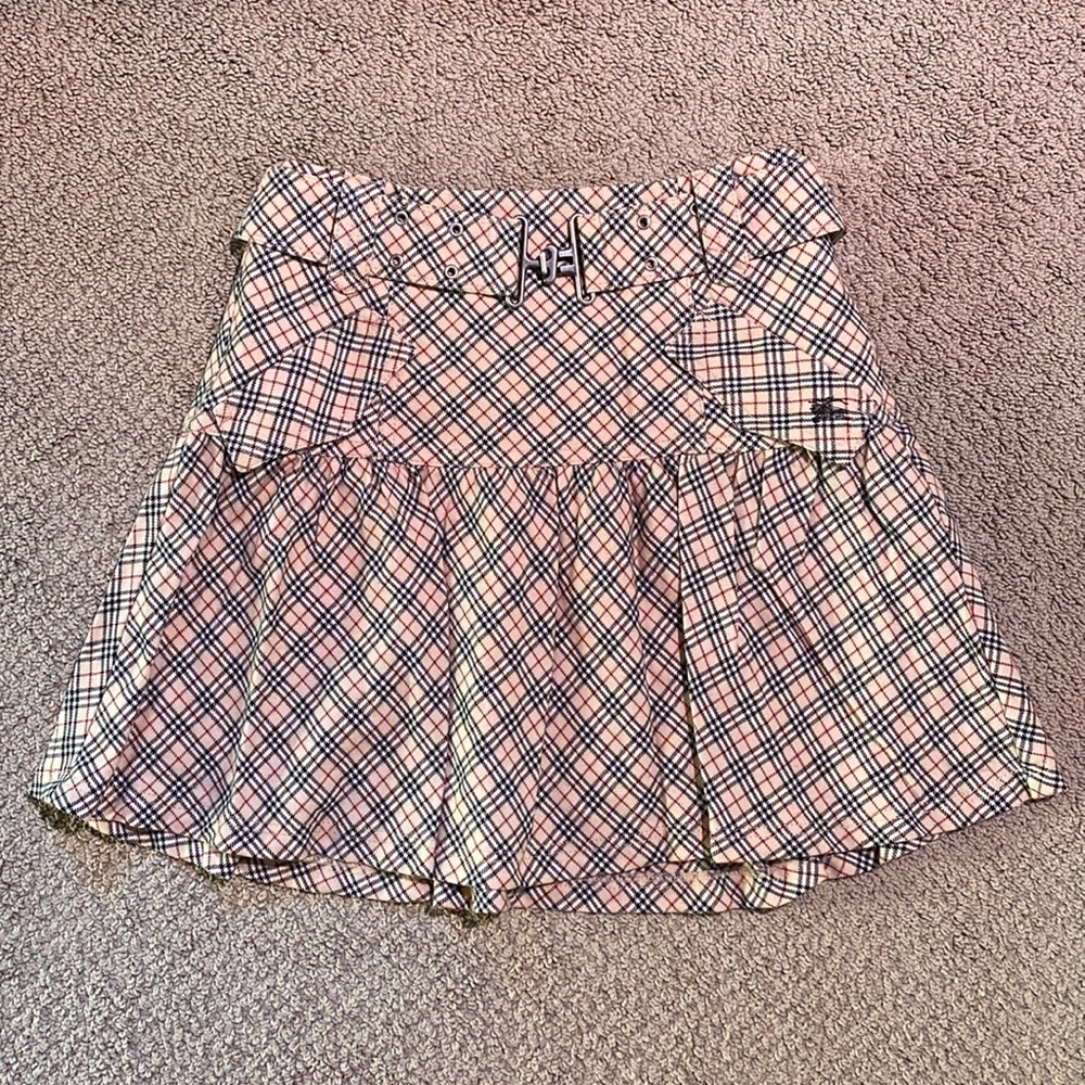 Authentic Burberry Blue Label Japan plaid pleated skirt 38 or 4
